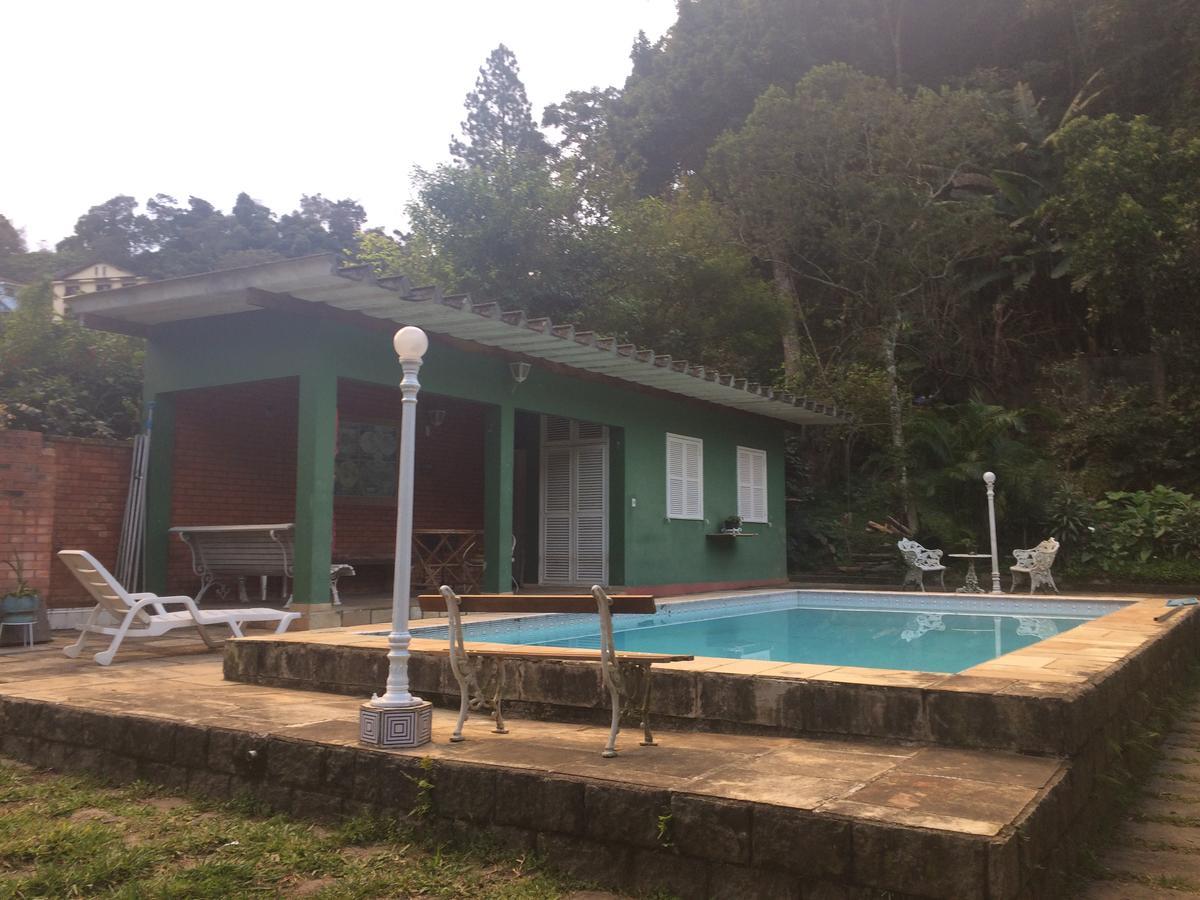 Отель Casa Verde Em Petropolis Экстерьер фото